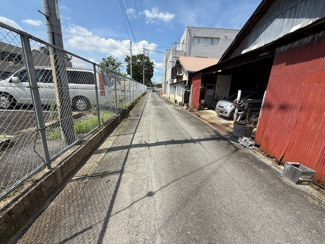 天理市三島町　売土地の外観|道路幅員：約4.0ｍ