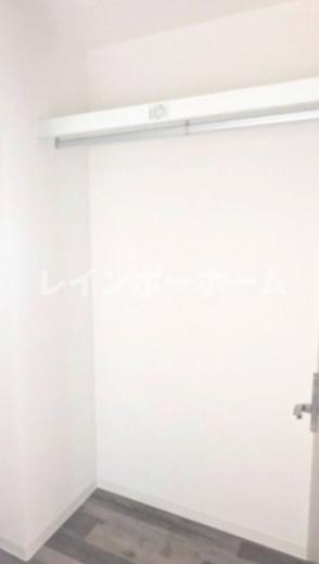 緑ヶ丘サンハイツの内装|明るい室内です