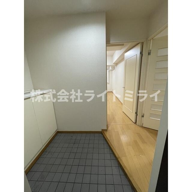 東急ドエルアルス巣鴨の玄関