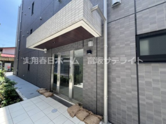 【エントランス】