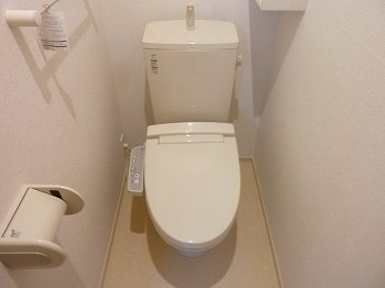 【トイレ】 | オーブ | トイレです