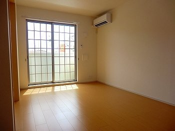 【居間・リビング】 | ヒロ　コテージ | おしゃれな居間です