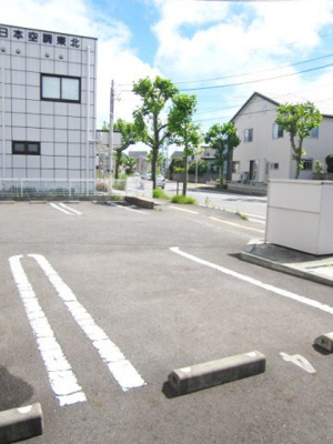 【駐車場】 | イノセントハウスＡ