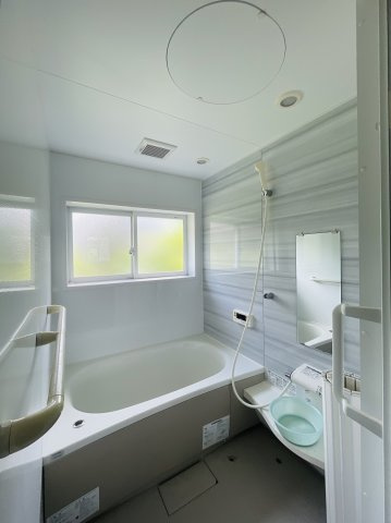 【浴室】 | たつの市龍野町中村/中古戸建 | お風呂です