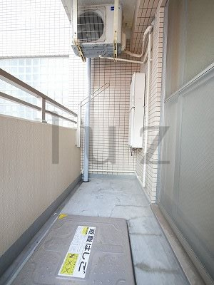 コンフォール南太田のバルコニー