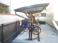 屋根付の駐輪場なので雨の日も安心です。