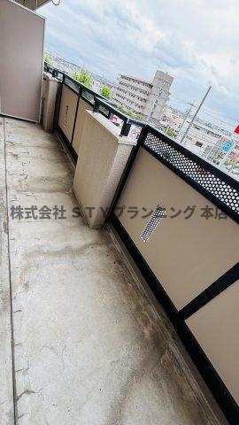 仲介手数料0円！スタスィオン滝の水のバルコニー