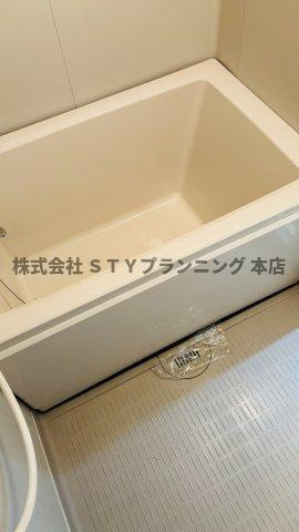 仲介手数料0円！スタスィオン滝の水の浴室