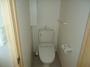 ゆったりとした空間のトイレです