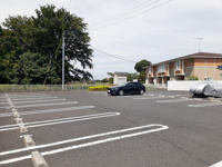 駐車場があるので、車を買う予定の方も安心です