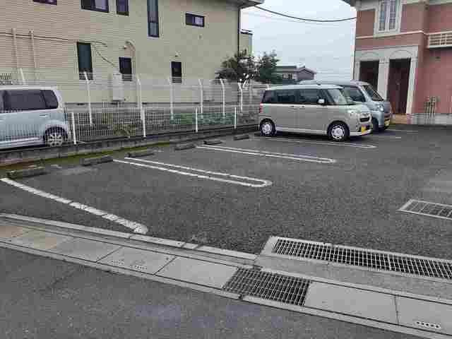 駐車スペースもあります