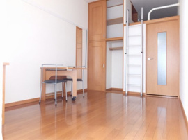 ロフト付きのお部屋です。