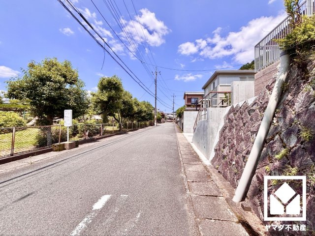 伏見区醍醐大高町の前面道路含む現地写真