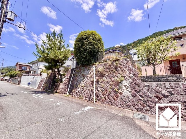 伏見区醍醐大高町の外観