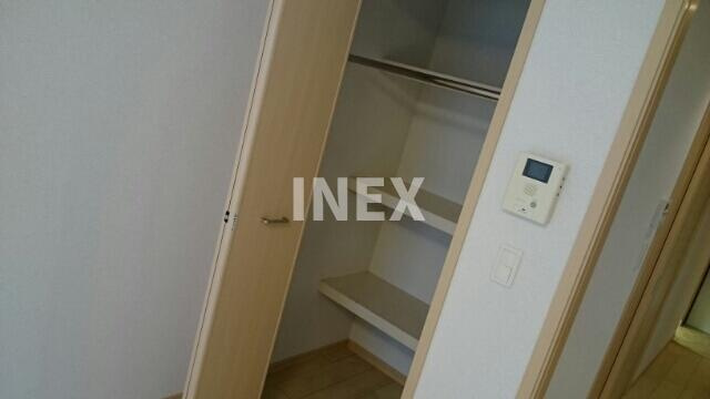 川崎市幸区幸町１丁目の賃貸マンションの収納
