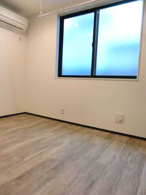 北区上中里３丁目の賃貸マンションの居間・リビング