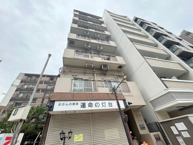 新大阪中央ハイツの外観