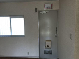 落ち着いた玄関です