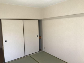 こちらの居間で趣味の時間をお楽しみください