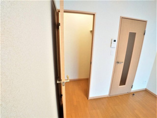 中はこのようになっています