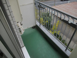 陽当たり良好なバルコニーです