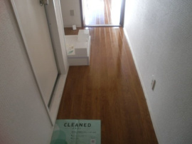 毎日通る玄関はこちらです
