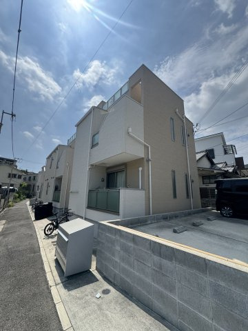 GRANDTIC 湊川公園の外観