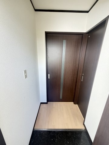 グランシャリオ山本通Ⅲの玄関