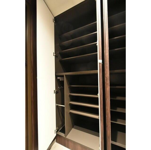 ルネサンス松濤プレミアムコートの収納