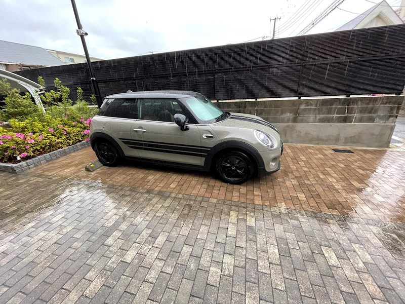 シュロスフォンツヴァイの駐車場
