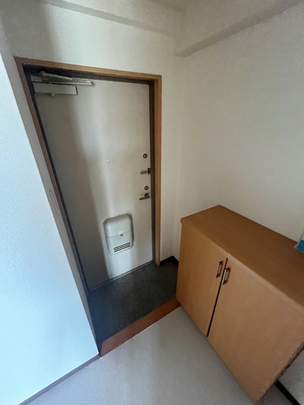 クレアドル須磨Ⅱの玄関