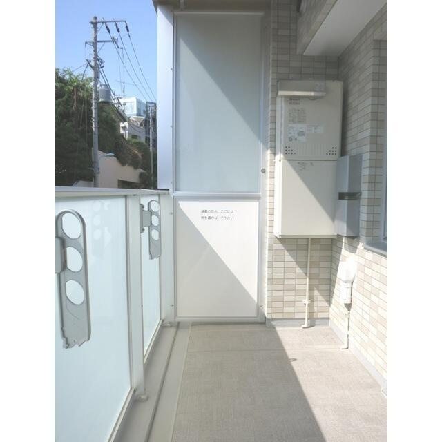 コンフォリア目黒青葉台のバルコニー