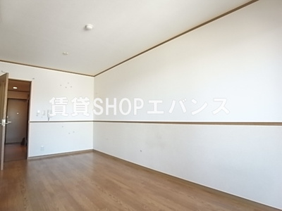  | グランピリエ