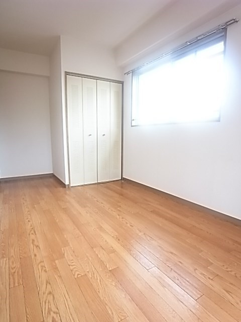 ハーバー壱番館の寝室