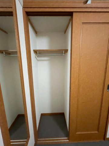 レオパレス北青木の収納