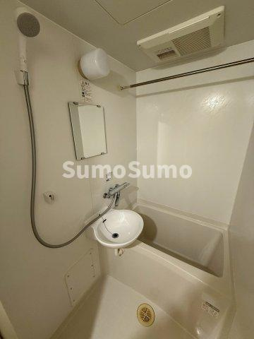 レオパレス御影塚町の浴室