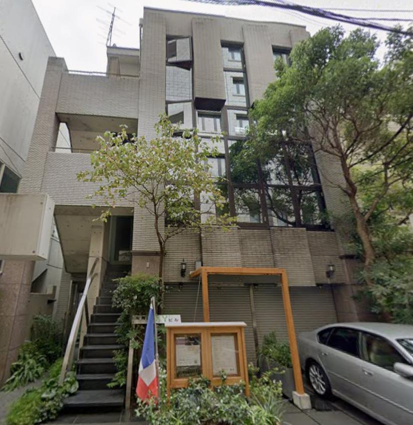 港区南青山２丁目の店舗事務所