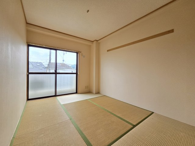 稲城市大丸の賃貸マンションの寝室
