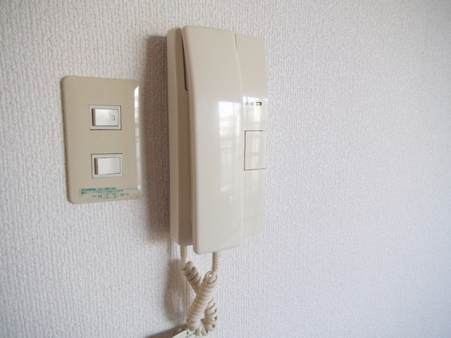 リヴェールのセキュリティ|インターホン付きで安心セキュリティ！