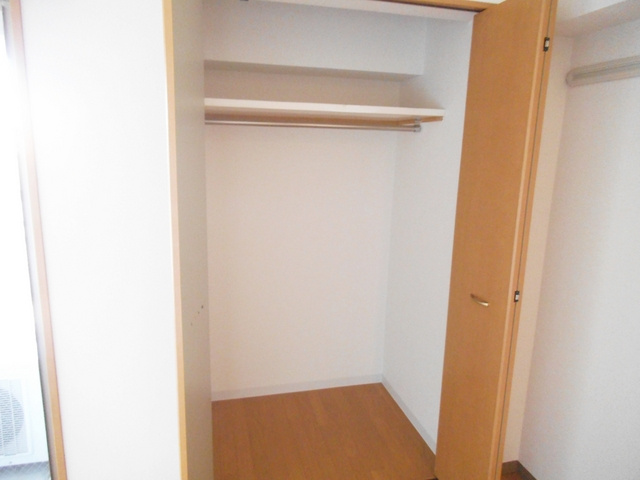 リヴェールの収納|荷物が多い人にも安心の収納力！