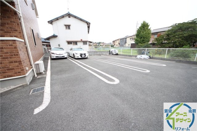 アウローラＢの駐車場
