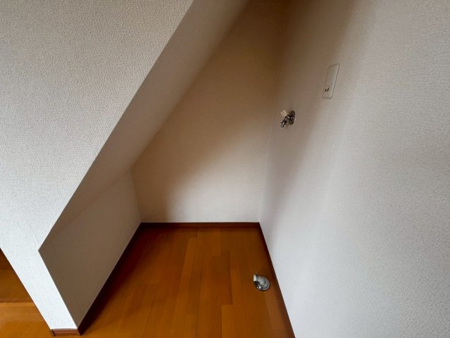 Fontana Eastのその他