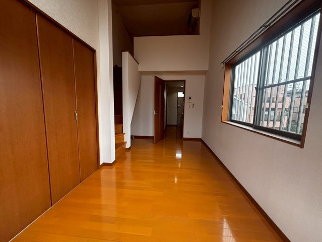 Fontana Eastの洋室