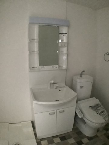  モダンオーク北柏の独立洗面台|独立洗面台あり、毎朝おしゃれに忙しい女性の方におすすめです
