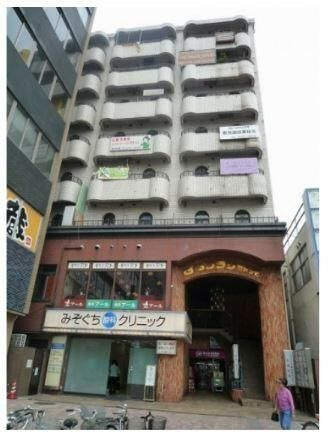 ＧＳプラザ鶴見駅前の外観