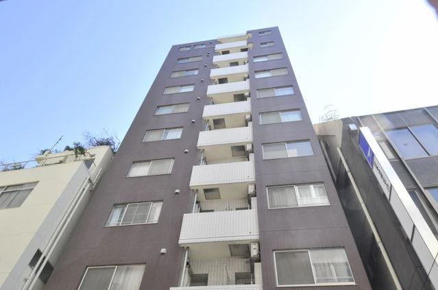 ラグジュアリーアパートメント東日本橋の外観
