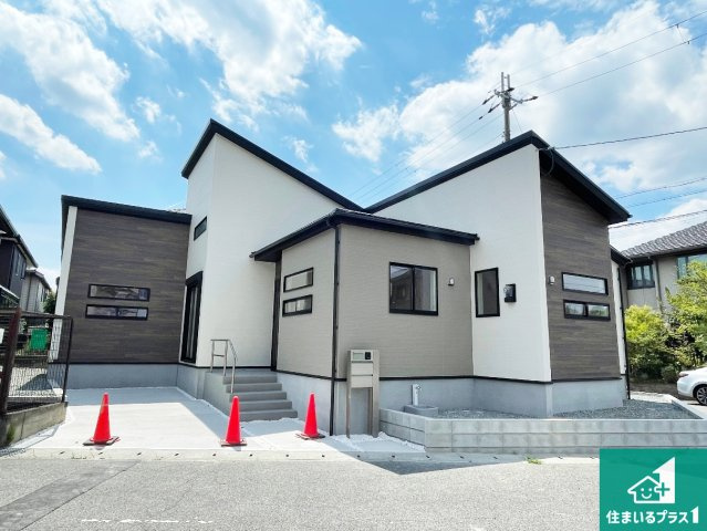 西宮市北六甲台　第4期　新築一戸建ての外観|安心の10年保証！外観を美しく保ち、雨水で汚れを落とします！気になることがありましたら、お気軽にお問い合わせください！