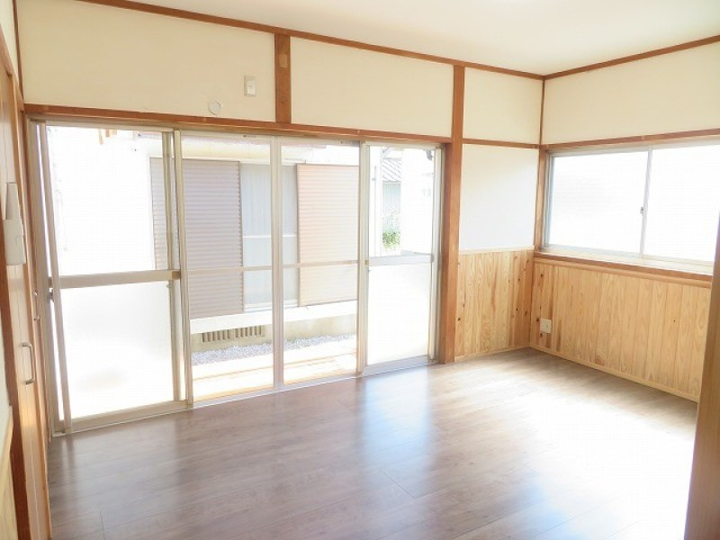 あたご荘の居間・リビング