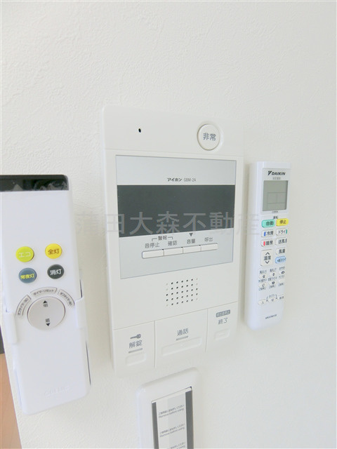 ルークス雑色の設備|TVモニター付オートロック　インターホン