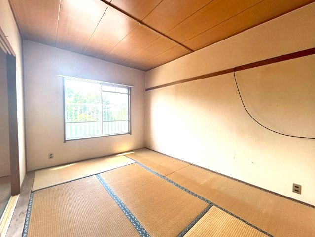 ローレルハイツ北神戸４号棟の和室